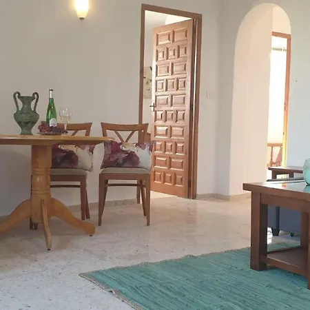 Casa De Personas Villa *