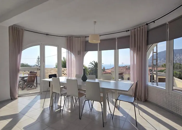 Villa Casa De Personas *