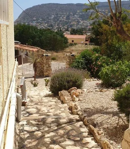 Casa De Personas Villa *