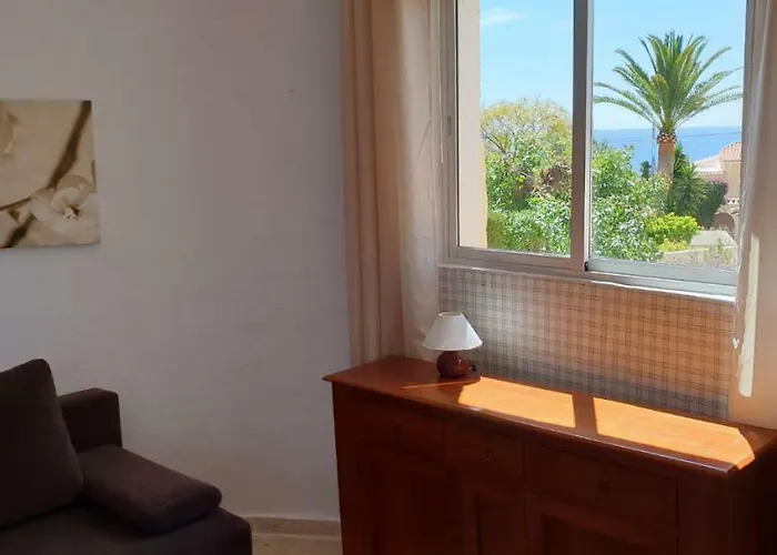 Casa De Personas Villa *