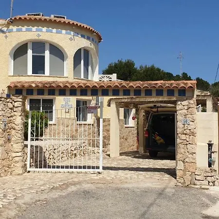 Villa Casa De Personas *